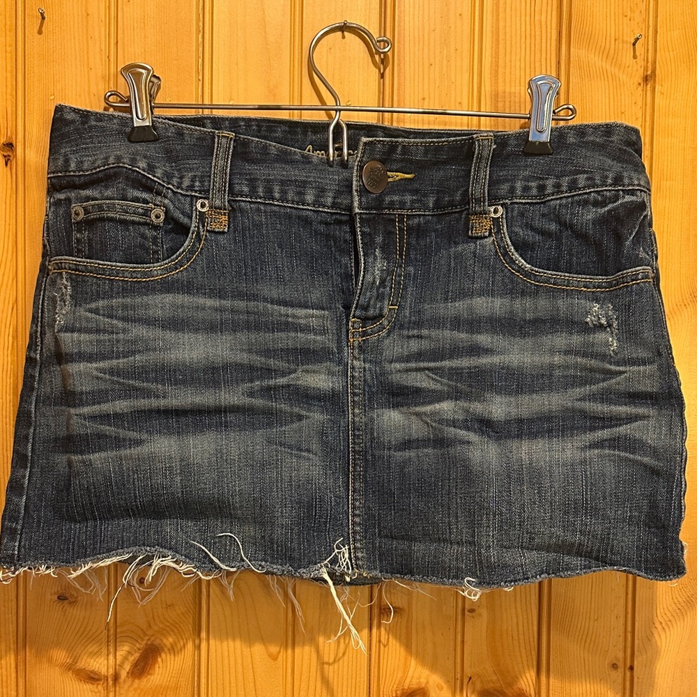 American Eagle Outfitters Frayed Hem Denim Mini Skirt